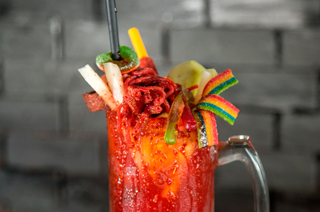 Chamochela: La refrescante bebida mexicana con cerveza y chamoy