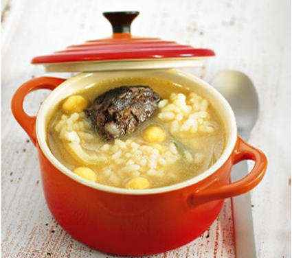 caldos y sopas: de la olla a la sopa