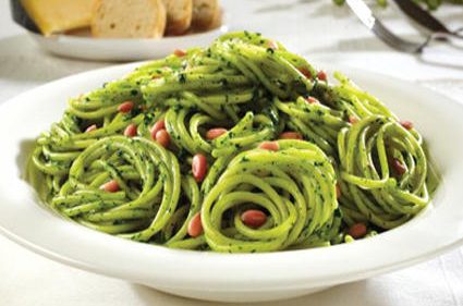 Receta de Espaguetic on pesto de romeritos