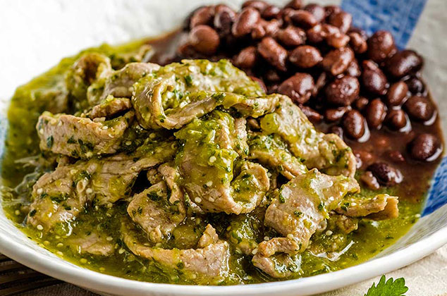 5 guisados en salsa verde que no deben faltar en tu recetario 3