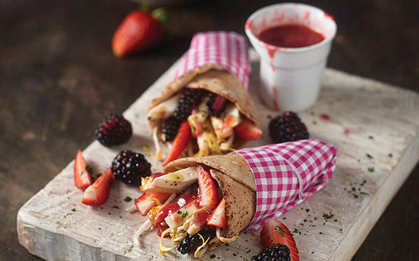 wrap-integral-con-germen-y-fresas