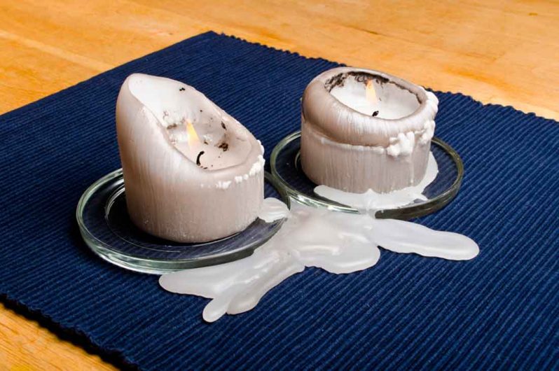 Truco para quitar la cera de vela de un mantel fácilmente