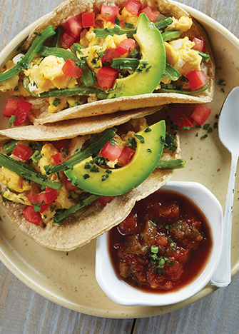 tacos de nopales con huevo