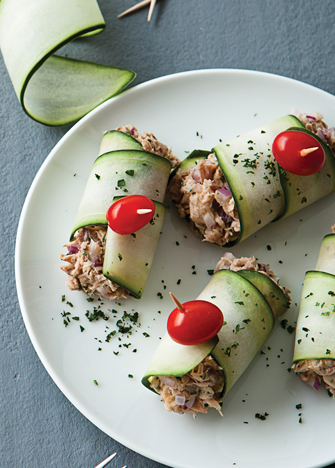 rollitos de pepino y atún