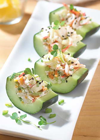 pepinos rellenos de surimi