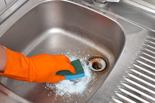 ¿Cómo limpiar la tubería de tu fregadero? 2