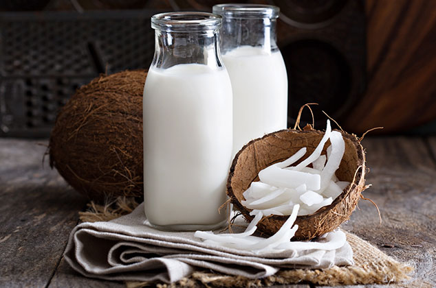 7 razones por las que la leche de coco es mejor que la leche de vaca 0