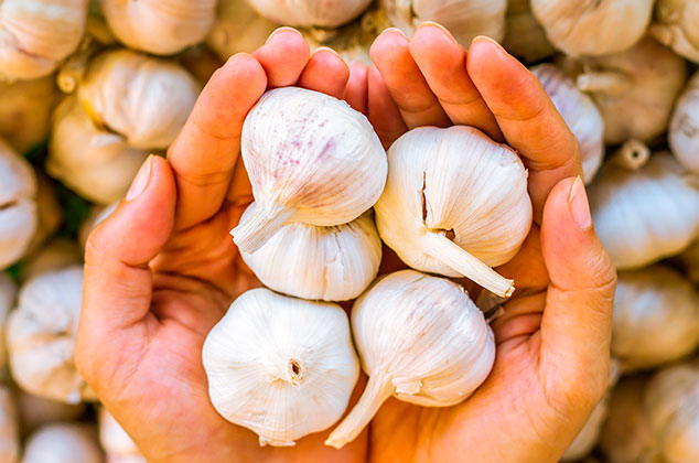 6 sorprendentes beneficios del ajo para tu salud