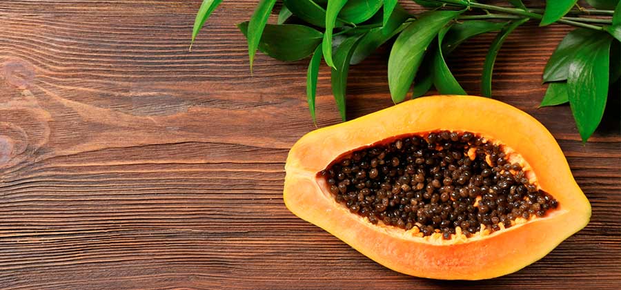 Seguro las desechas, pero en cuanto sepas los beneficios de las semillas de papaya querrás consumirlas todo el tiempo. Checa para que sirven aquí.
