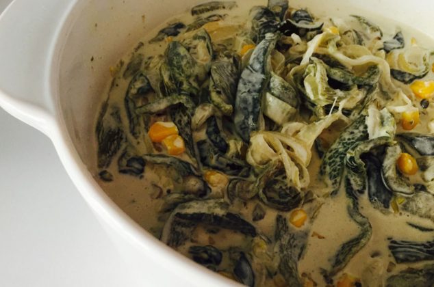 Cómo preparar Rajas de poblano o Chilacas con crema