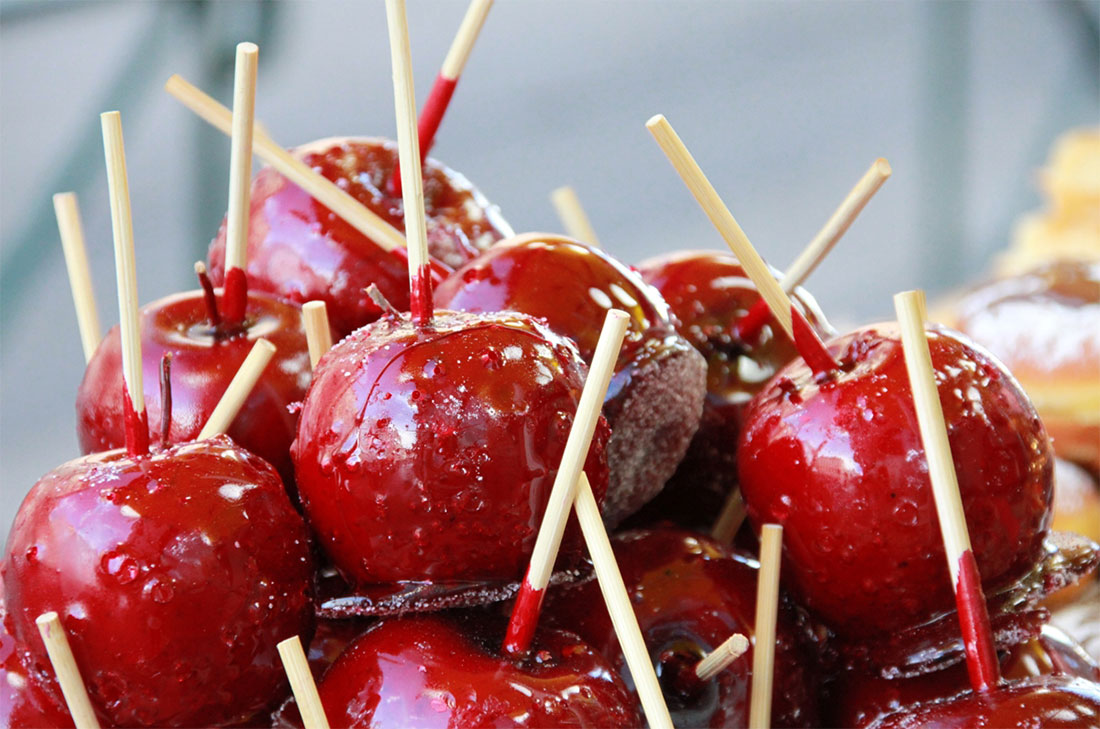 Cómo hacer Manzananas cubiertas con caramelo o confitadas