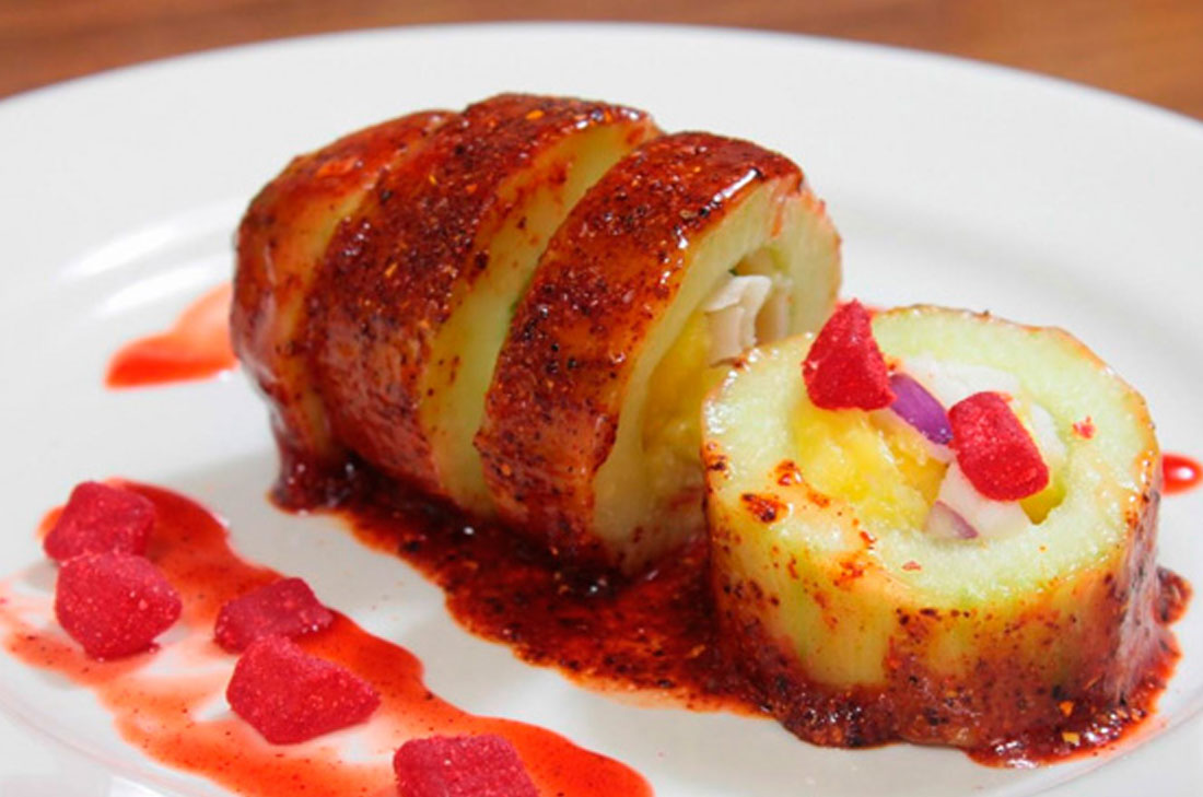 Receta Pepinos locos rellenos de jicama, cacahuates, camarón y mango | Receta