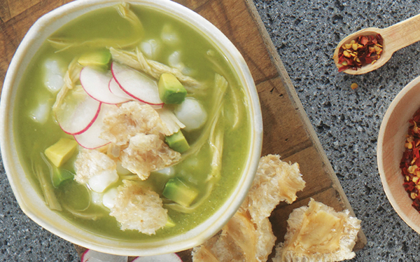 Cómo hacer Pozole verde de pollo estilo Guerrero | Receta mexicana