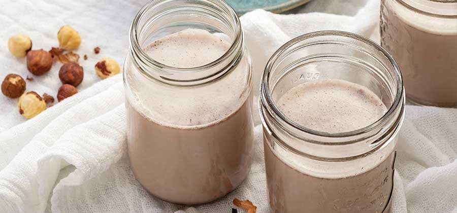 Licuado detox de cacao y avellana