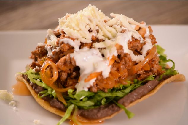 Tinga de carne molida de res con chipotle