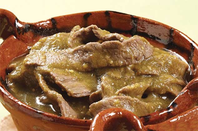 Cómo preparar bistec de res en salsa verde