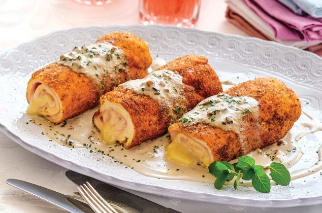 Pechugas de pollo Cordon Bleu con salsa de champiñones - Receta