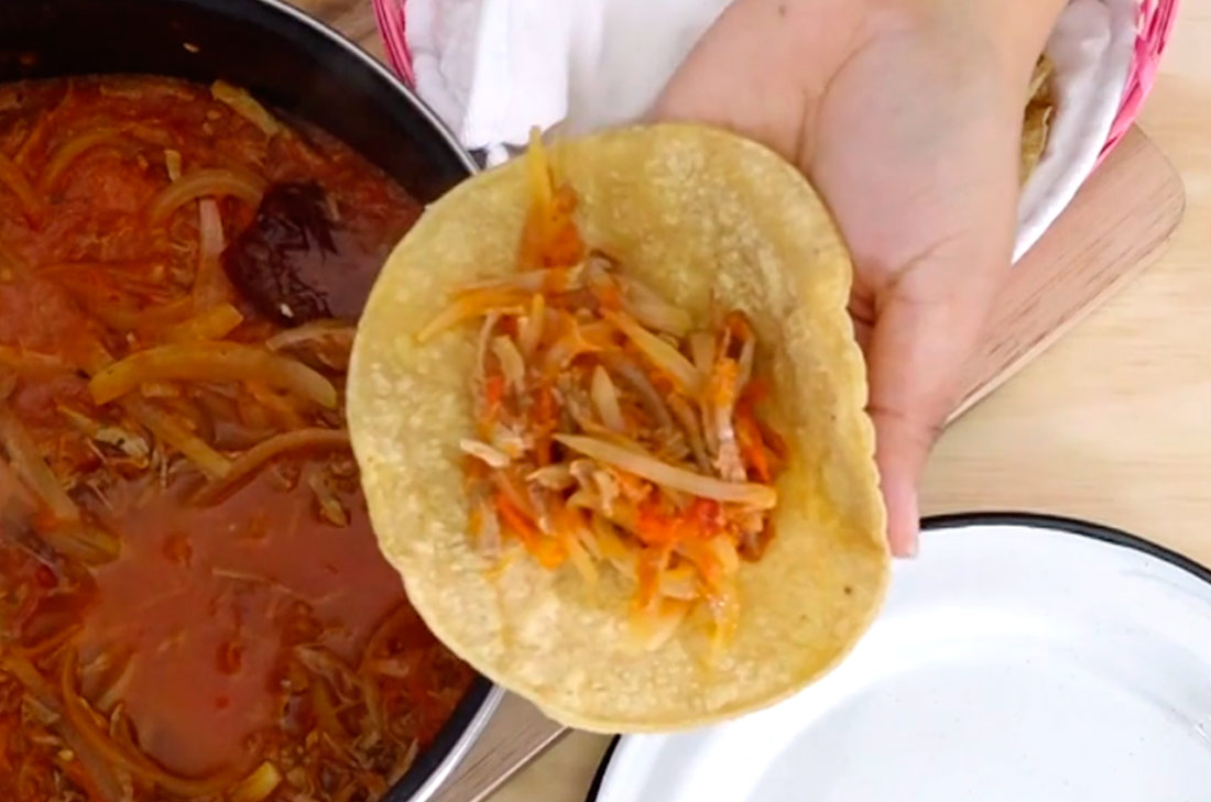 Cómo hacer Tinga de carne de res tradicional - Receta mexicana