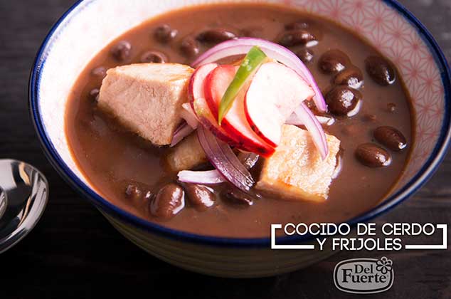 Cocido de carne de cerdo con frijoles