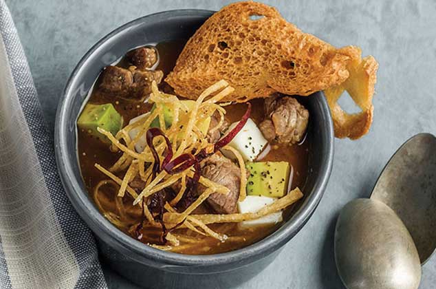 CALDO DE HUAJILLO CON CARNE