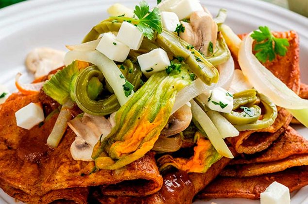 Enchiladas de flor de calabaza y nopales | Cocina Vital