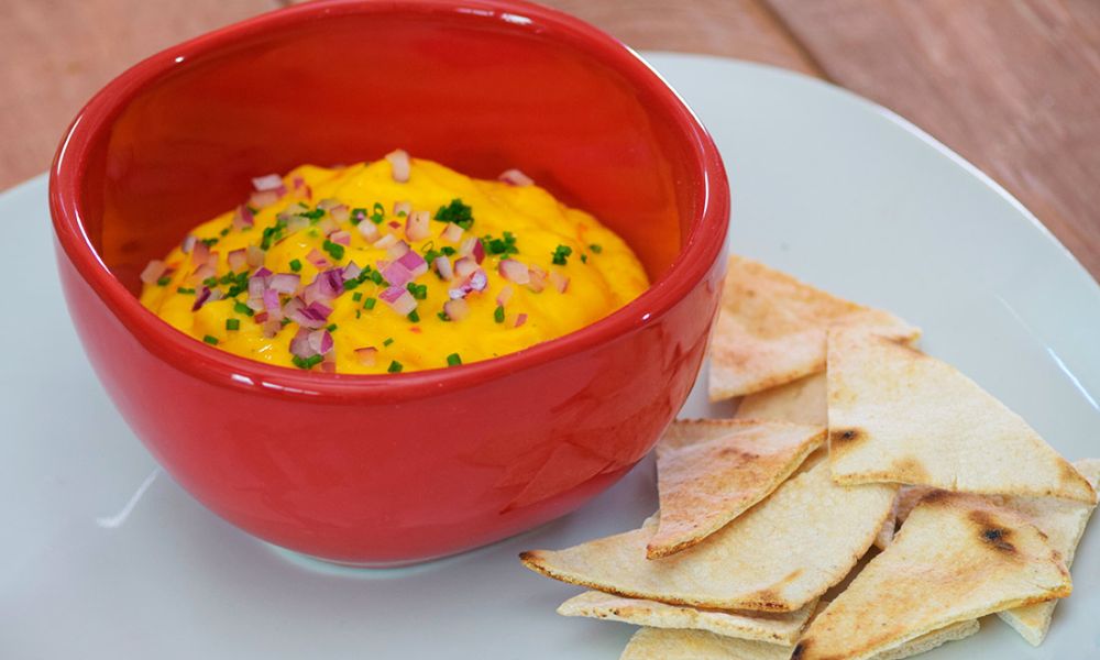 Receta de dip de mango con chile de árbol