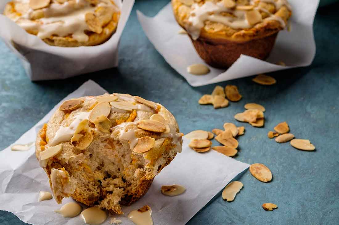 Roles de puré de calabaza y nuez moscada