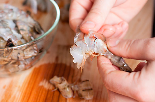 Cómo limpiar camarones fácilmente | Paso a paso