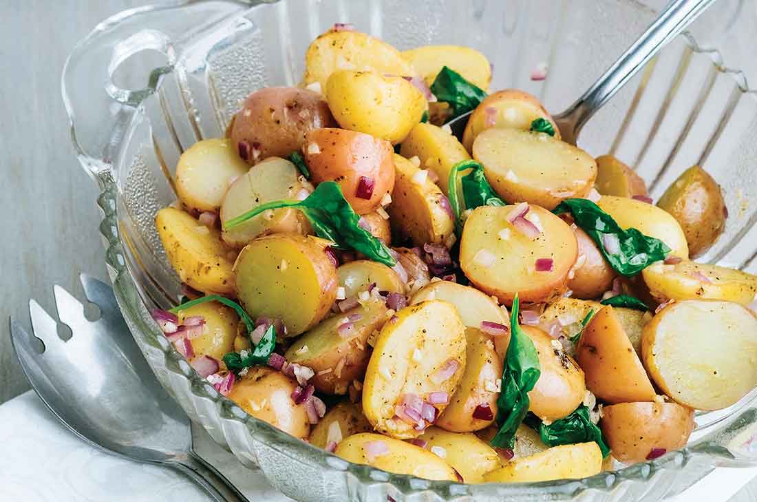 Ensalada de papas cambray y espinacas