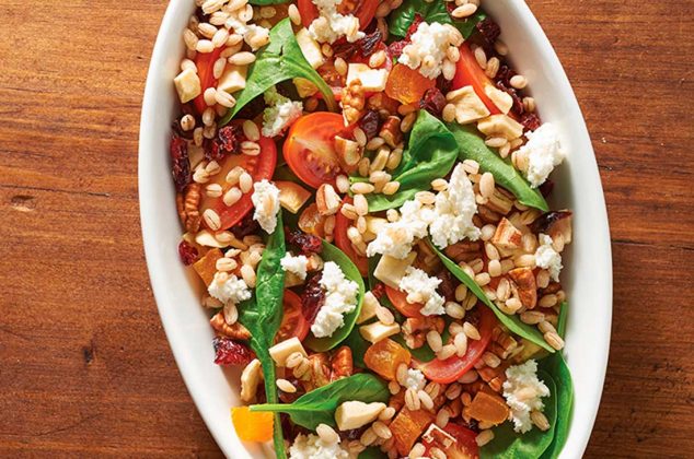 Ensalada de trigo con frutos secos