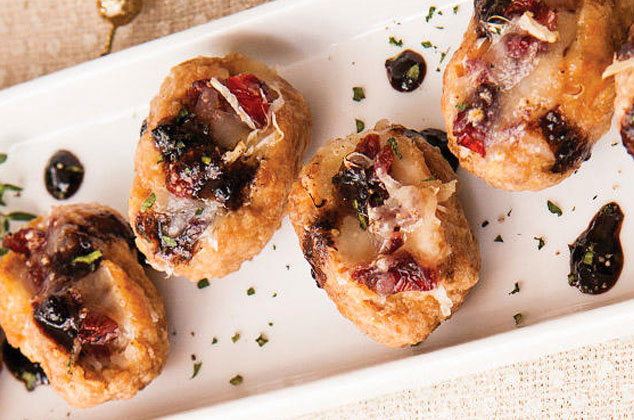 Bolitas de carne rellenas de queso y frutos secos