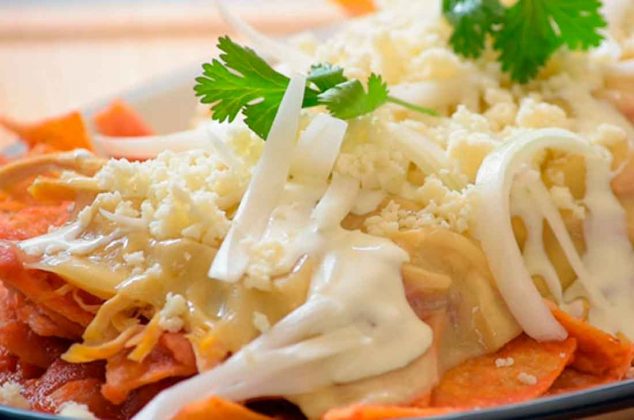 Receta para preparar chilaquiles gratinados. Esta receta es buenísima. No te quedes con las ganas de prepararla, te vas a lucir en la cocina.