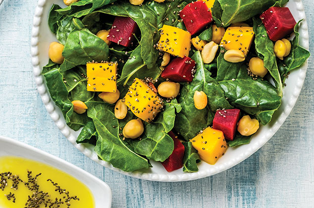 Ensalada mix de hojas verdes con garbanzos y vinagreta