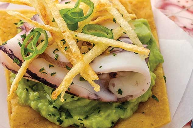 Tostadas de pulpo y guacamole