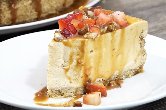 Cheesecake de cajeta y nuez sin hornear