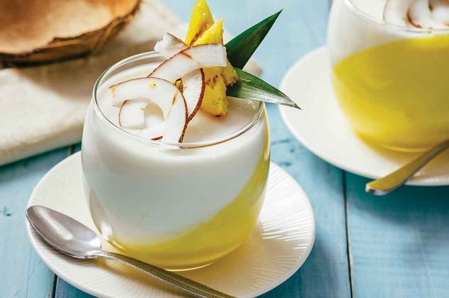 Receta de gelatina de coco y piña. Esta receta es deliciosa, cremosa y sabemos que cuando la pruebes la amarás, es espectacular.