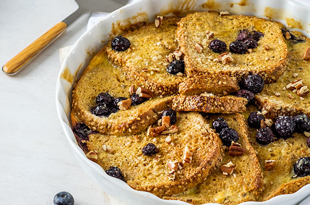 Receta de Pan francés de blueberries y nueces al horno