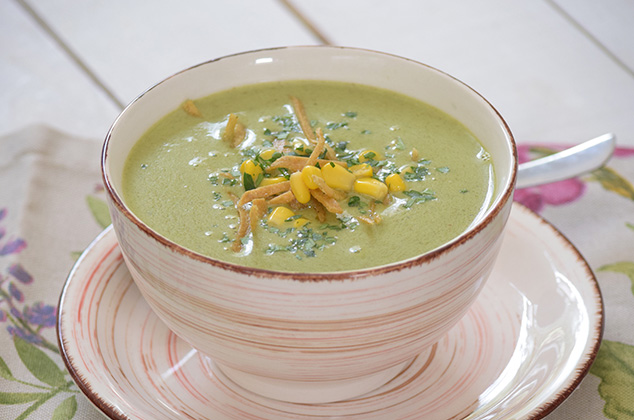 Crema de cilantro con nuez