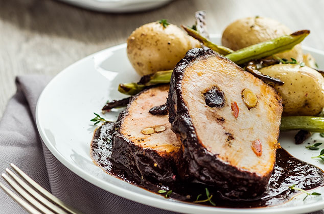 Lomo relleno adobado al horno