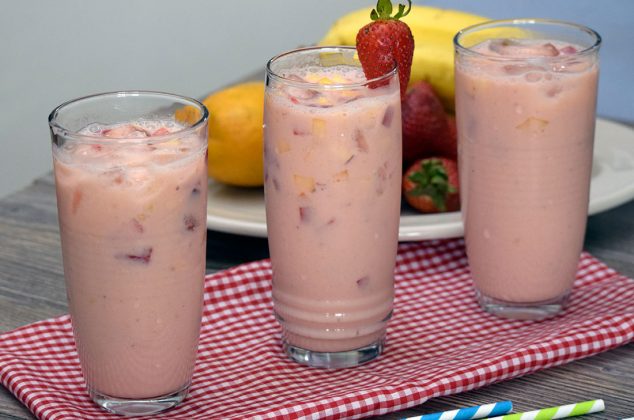 Agua de frutas estilo la Michoacana, es refrescante y deliciosa que puedes acompañar con cualquier comida o para refrescarte un día de mucho calor.