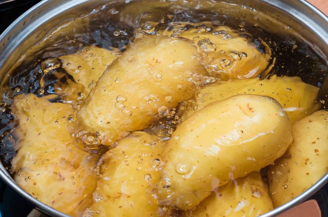 6 cosas que debes hacer para cocer papas perfectamente 1