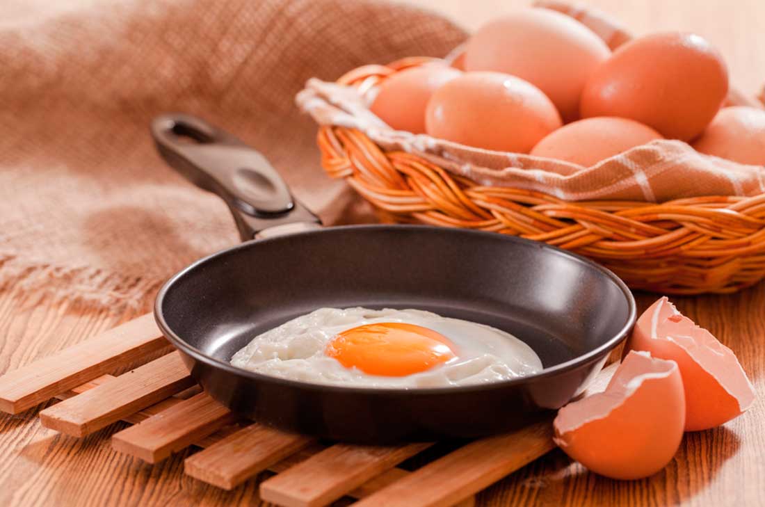 Cómo hacer huevos estrellados perfectos 0