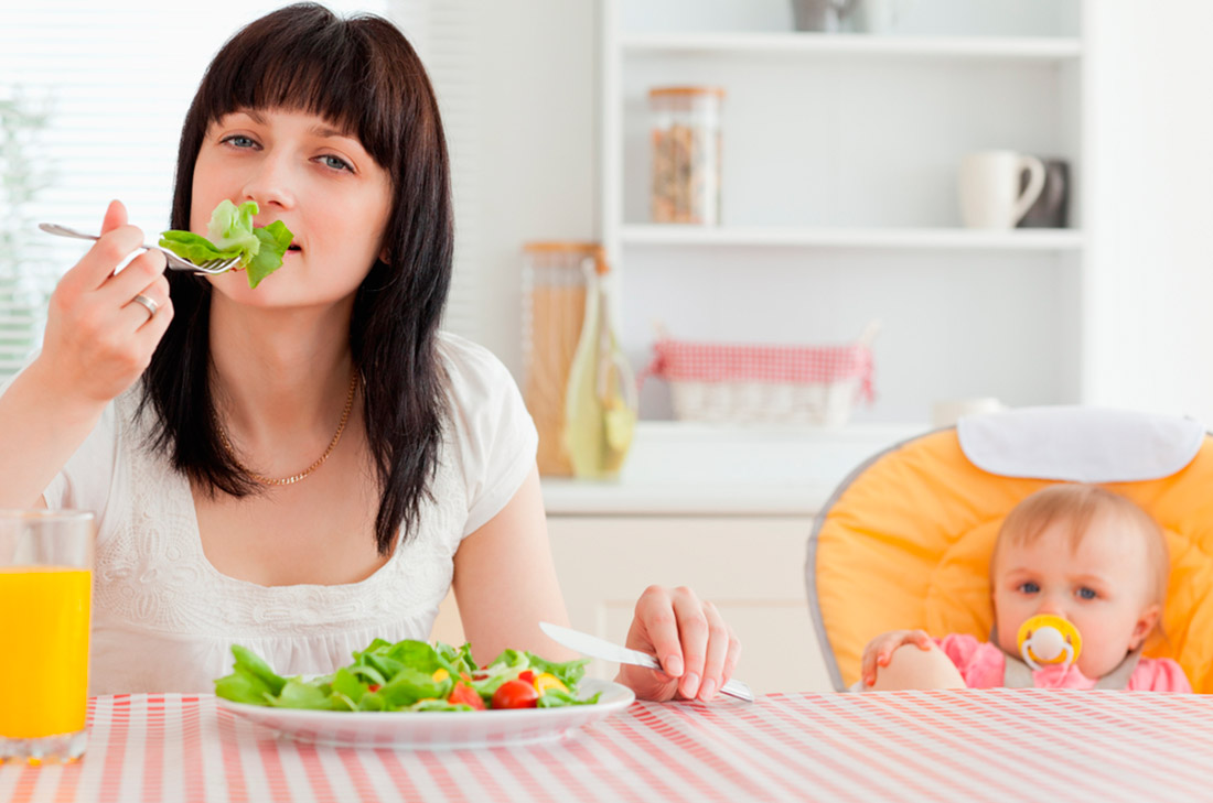 Qué alimentos recomiendan después del parto