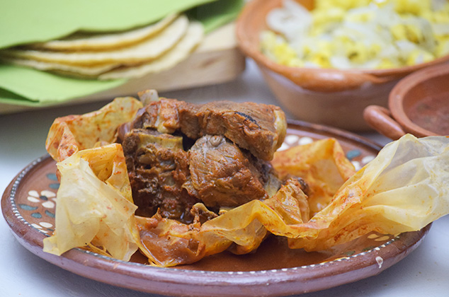 Mixiotes de carnero en tacos