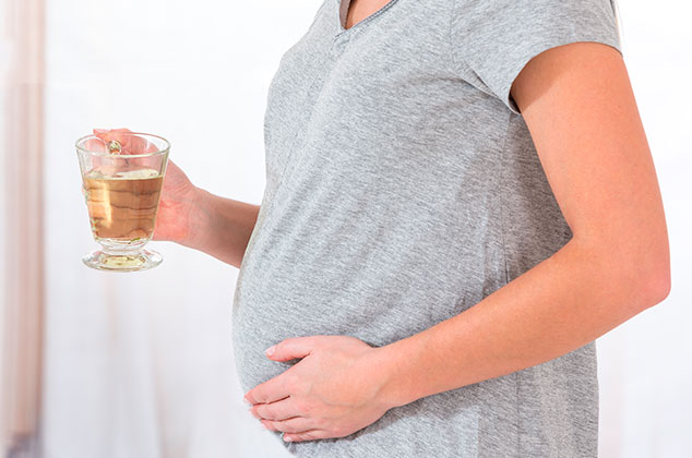 Hierbas que es mejor evitar durante el embarazo