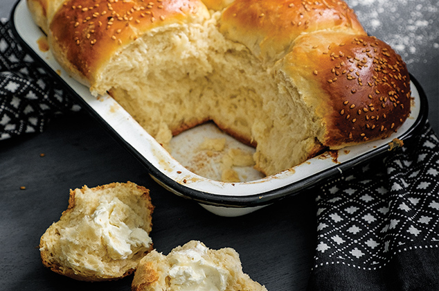 Cómo hacer bollos rellenos de queso - Recetas de navidad