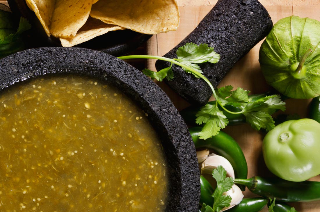 5 deliciosas recetas de salsas verdes para acompañar cualquier platillo