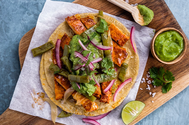 Tacos de cecina enchilada