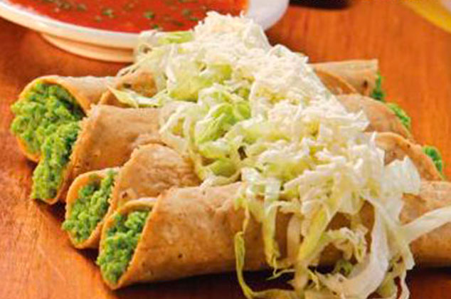 Tacos dorados de chícharo