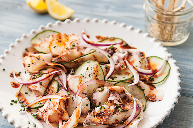 Carpaccio de pulpo con aceite de chile de árbol